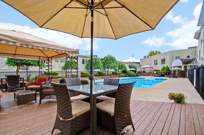 酒店 Best Western Little River Inn