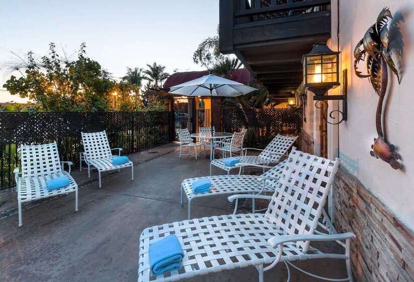 בית מלון כפרי Best Western Plus Carpinteria Inn