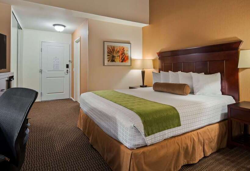 בית מלון כפרי Best Western Plus Carpinteria Inn