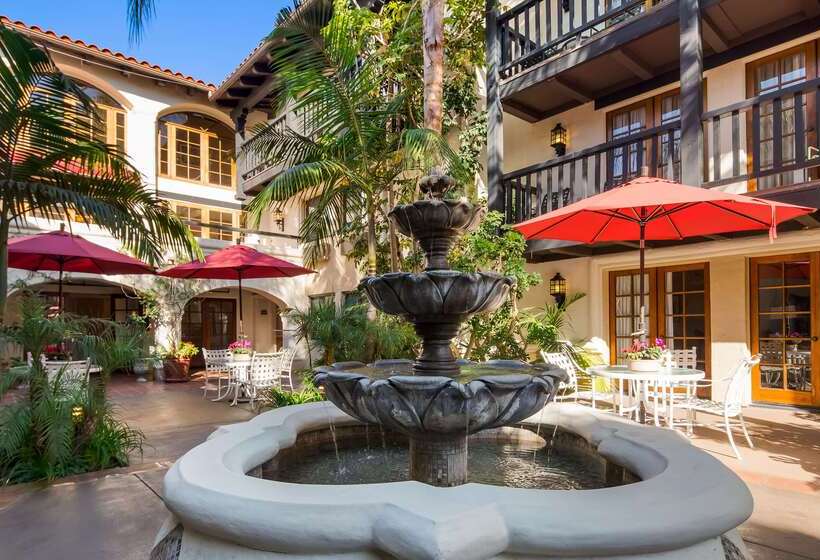 בית מלון כפרי Best Western Plus Carpinteria Inn