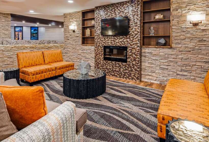 فندق Best Western Plus Country Meadows Inn