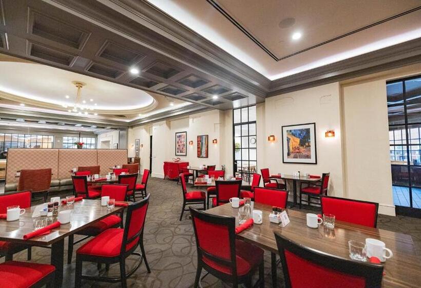 هتل Crowne Plaza Lansing, An Ihg