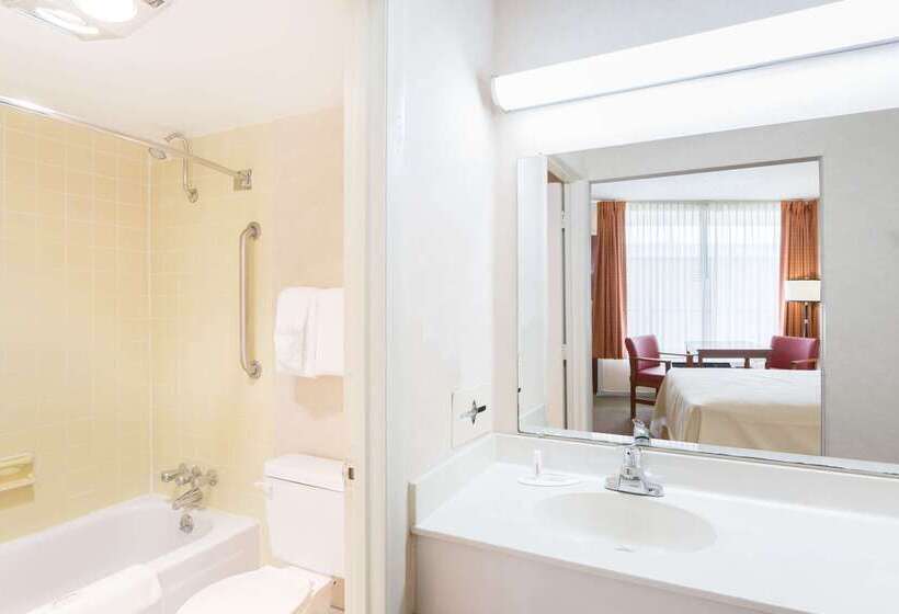 ホテル Days Inn By Wyndham Goldsboro