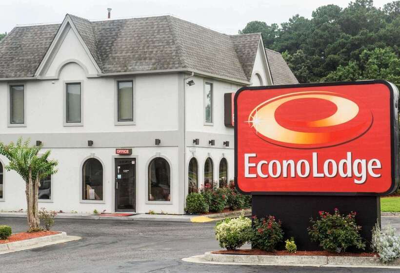 هتل Econo Lodge Chesapeake Route 13 And I 464