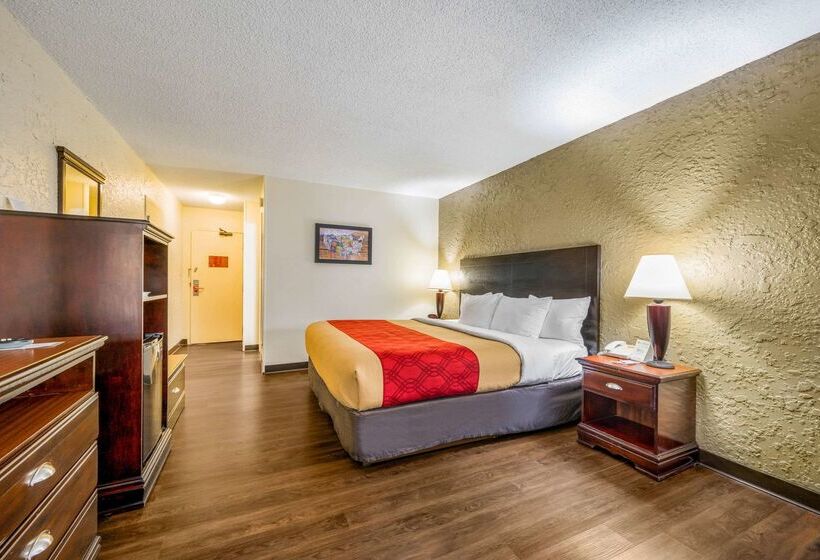 فندق Econo Lodge Corinth