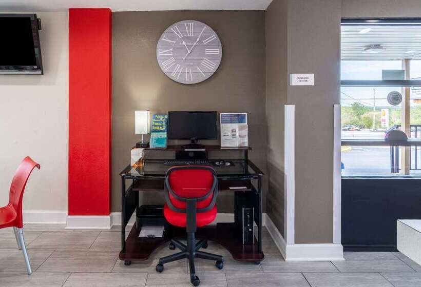 فندق Econo Lodge
