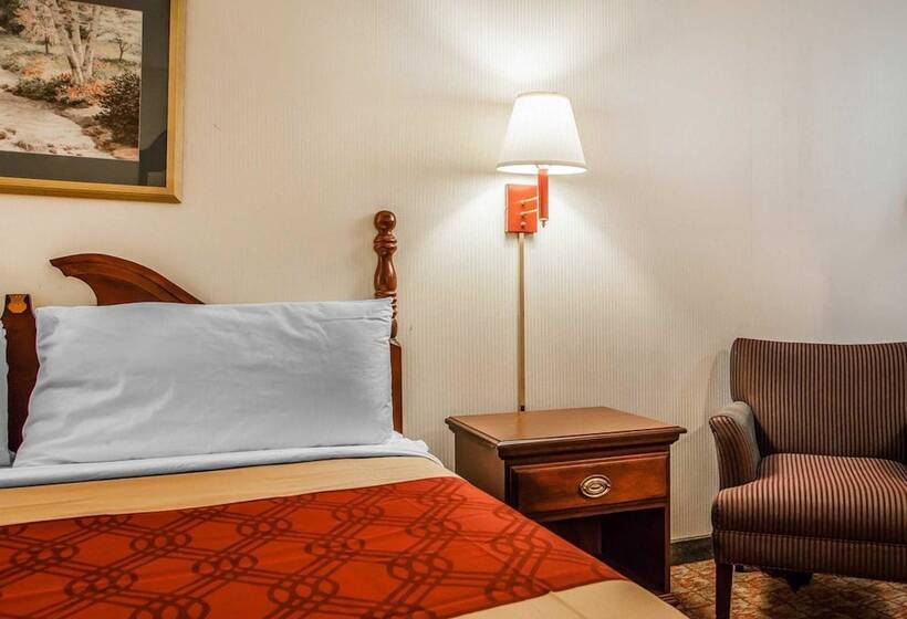 Отель Econo Lodge Douglassville Pottstown