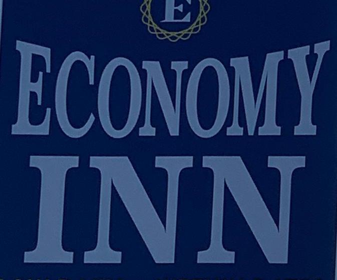 ホテル Economy Inn