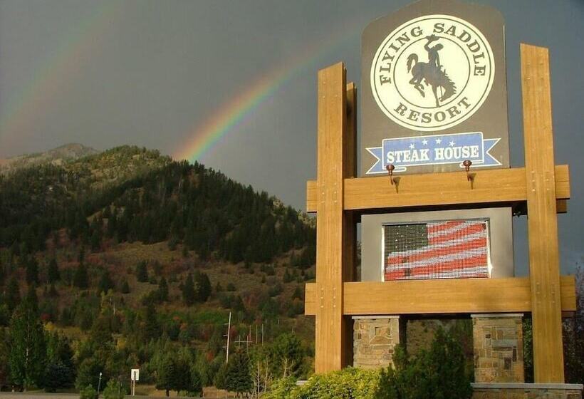 فندق Flying Saddle Resort And Steak House