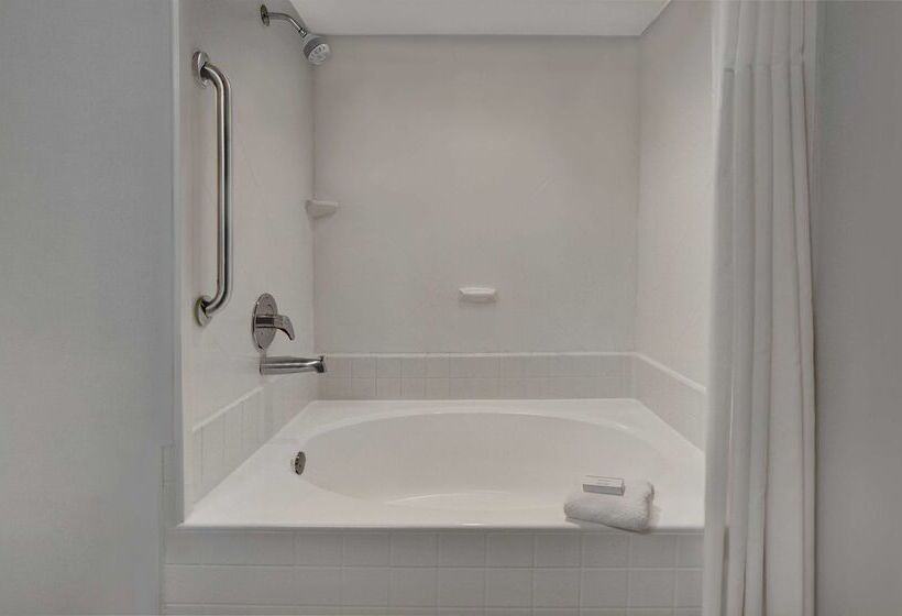 בית מלון כפרי Hampton Inn Jacksonville Beach/oceanfront