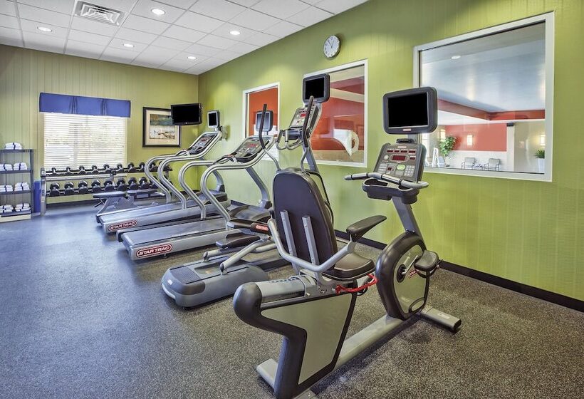 هتل Holiday Inn Express & Suites Dayton South   I 675, An Ihg