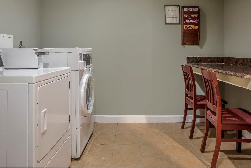 هتل Holiday Inn Express Harrisburg Sw   Mechanicsburg, An Ihg