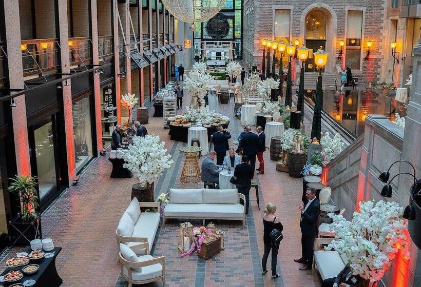 هتل Intercontinental Montreal, An Ihg