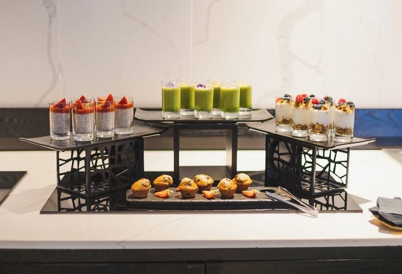 هتل Intercontinental Montreal, An Ihg