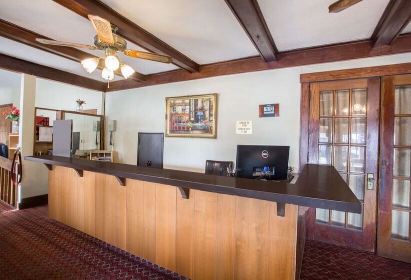 ホテル Knights Inn Endwell