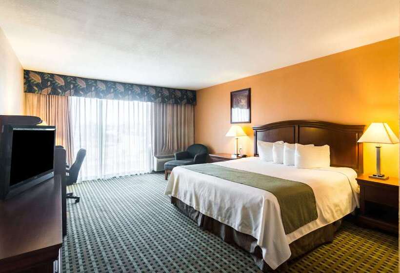 هتل Quality Inn