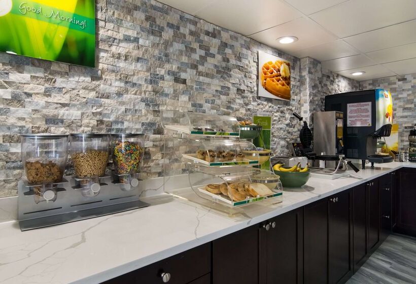 فندق Quality Inn Aurora  Naperville Area