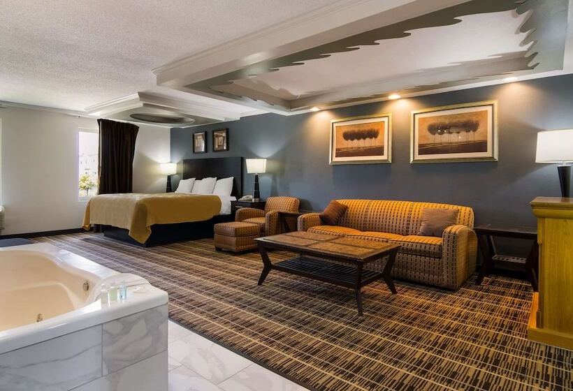 فندق Quality Inn Aurora  Naperville Area