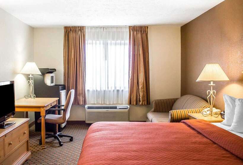 호텔 Quality Inn
