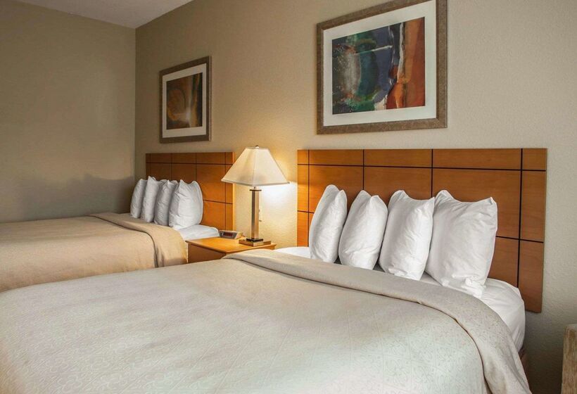 酒店 Quality Inn Near I72 And Hwy 51