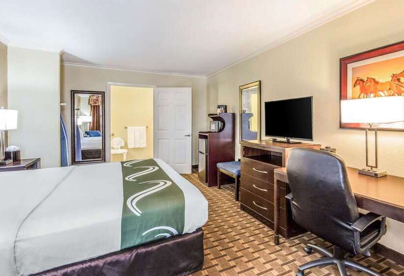 בית מלון כפרי Quality Inn & Suites