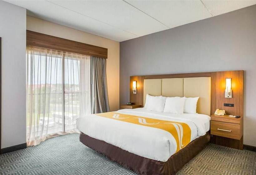 فندق Quality Suites