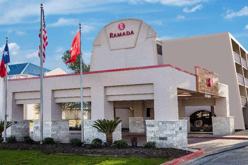 هتل Ramada By Wyndham Austin South