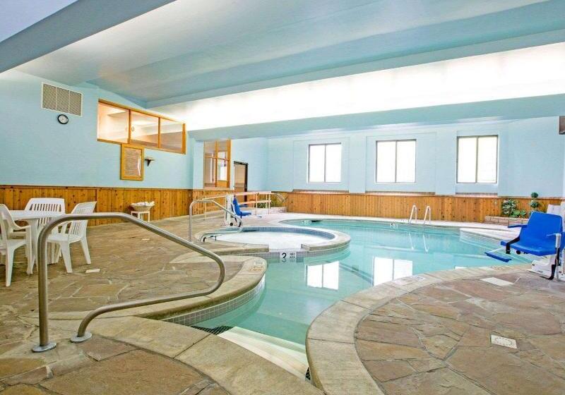 فندق Rodeway Inn