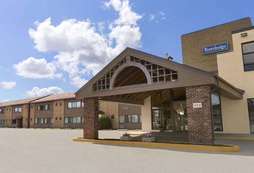 هتل Travelodge By Wyndham Thunder Bay On
