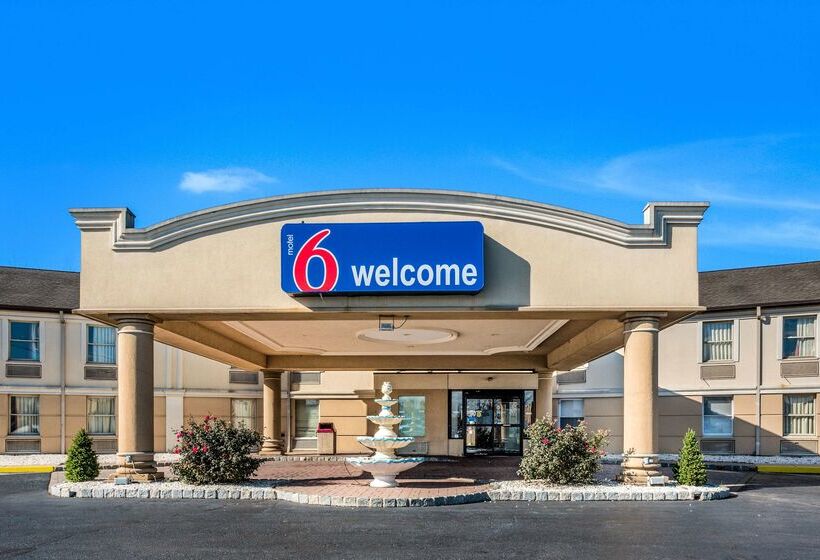 Motel 6 Levittown, Pa   Bensalem