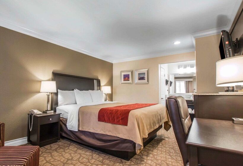 Quality Inn Downey