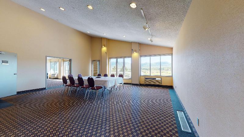 استراحتگاه Best Western Plus Norwester Hotel & Conference Centre