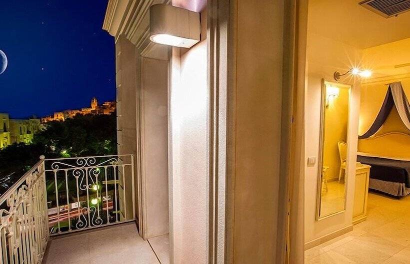 渡假胜地  Palace Hotel Vieste