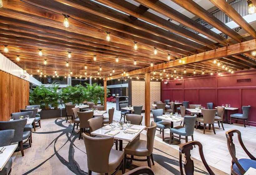 The Burgundy Hotel, Tapestry Collection By Hilton