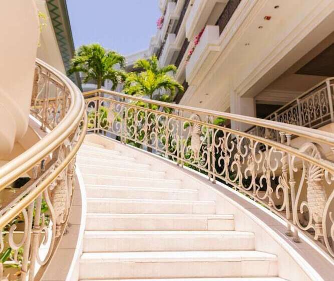 Grand Wailea Maui, A Waldorf Astoria Resort