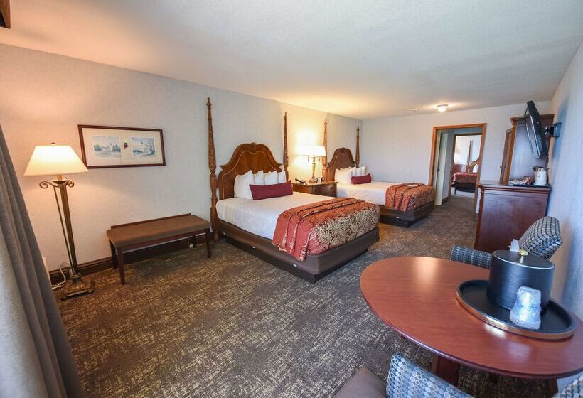 هتل Best Western Plus Dockside Waterfront Inn