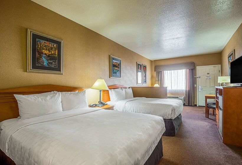 هتل Clarion Suites St George  Convention Center Area