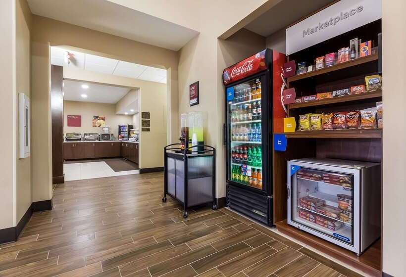 هتل Comfort Suites