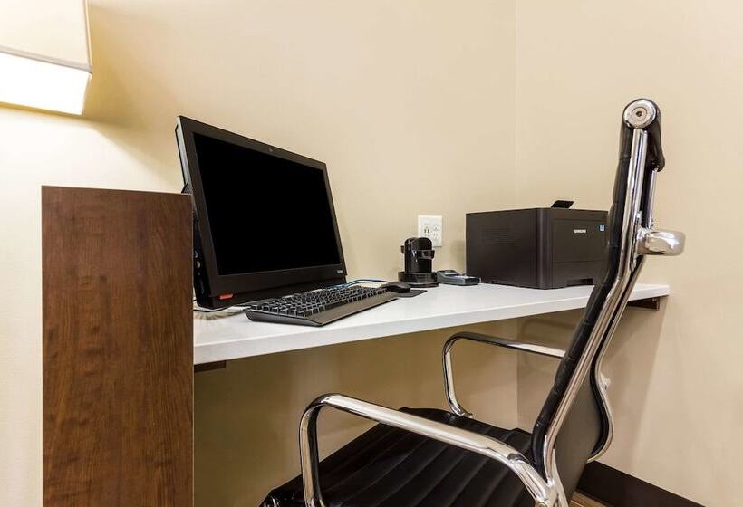 هتل Comfort Suites