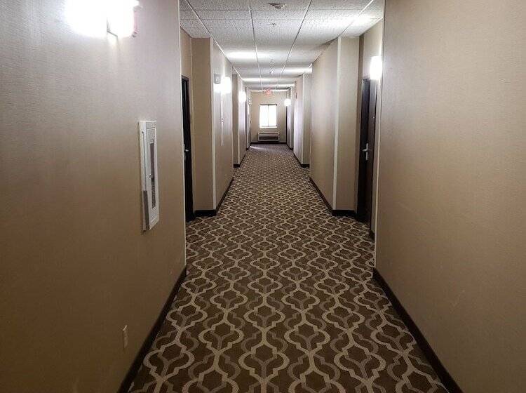 هتل Comfort Suites