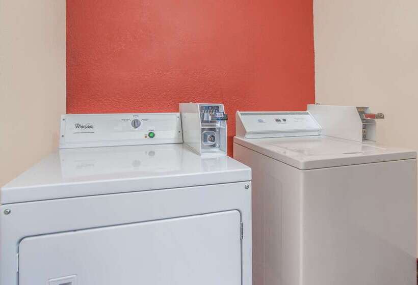 酒店 Days Inn & Suites By Wyndham Mt Pleasant