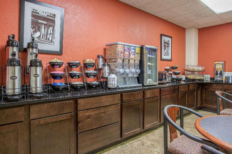 酒店 Days Inn & Suites By Wyndham Mt Pleasant