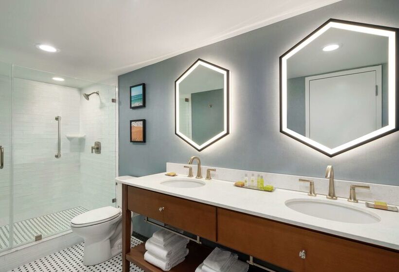 هتل Doubletree By Hilton Ocean City Oceanfront