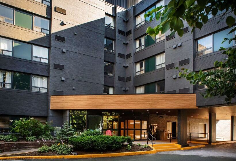 هتل Doubletree By Hilton St. John S Harbourview