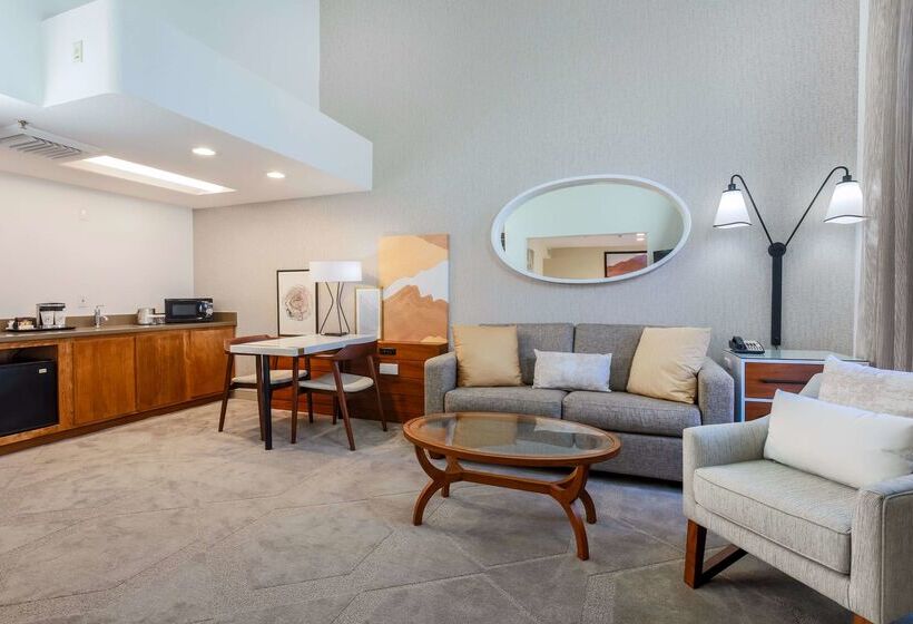 בית מלון כפרי Doubletree Suites By Hilton  Sacramento – Rancho Cordova