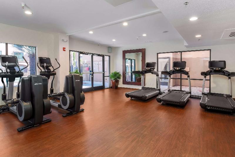 בית מלון כפרי Doubletree Suites By Hilton  Sacramento – Rancho Cordova