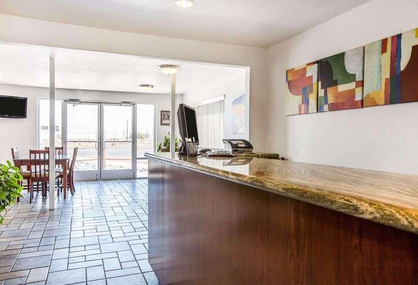 호텔 Days Inn By Wyndham Ridgecrest Near China Lake Naval Station