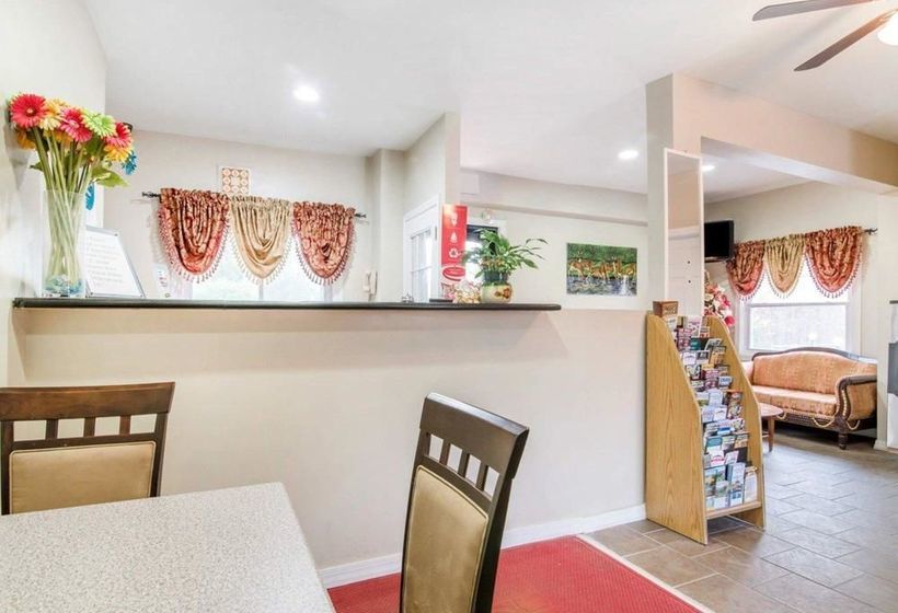 فندق Econo Lodge New Paltz