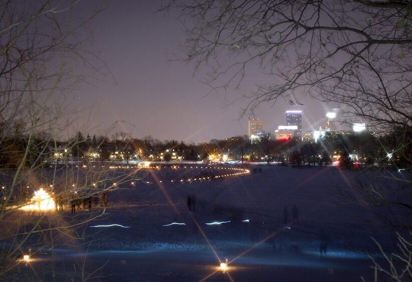 Отель Holiday Inn Express Roseville St. Paul, An Ihg