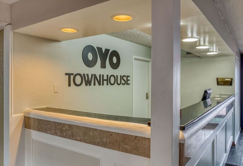 Отель Presidential Suites Tulsa